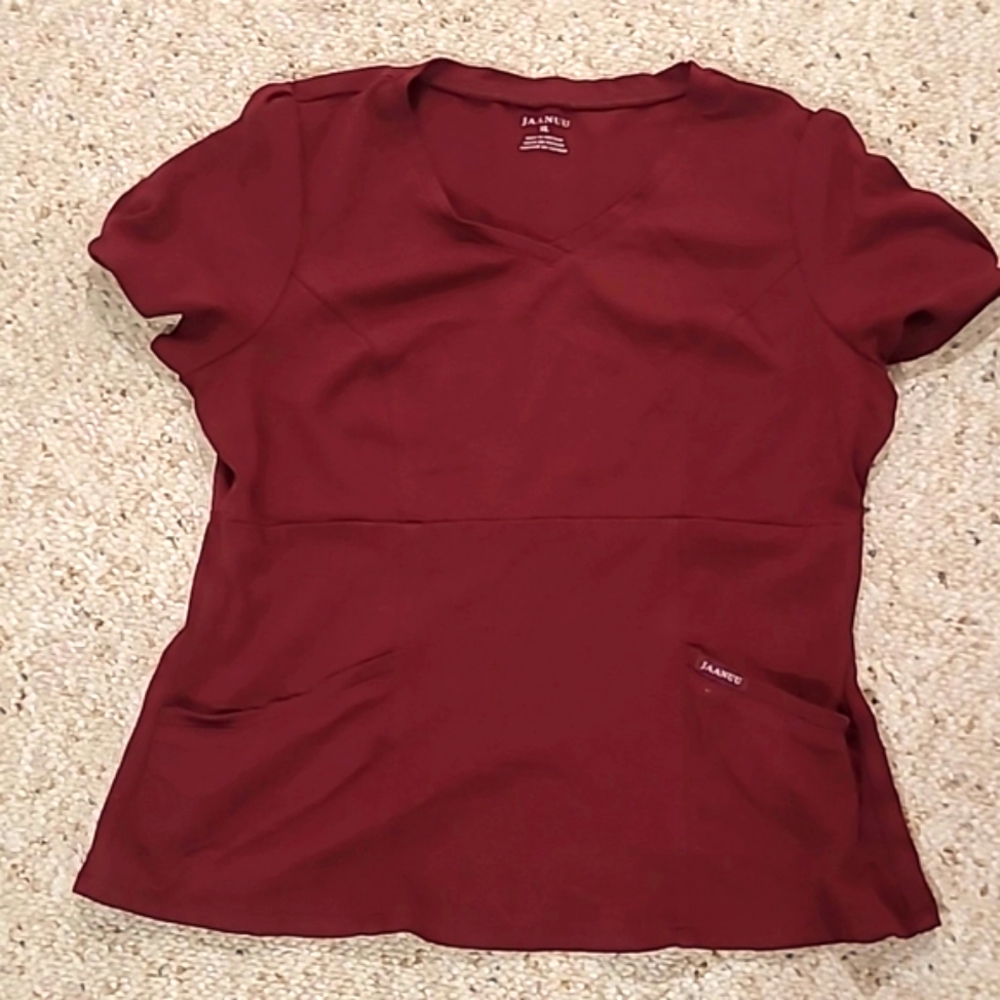 Jaanuu Scrub Top